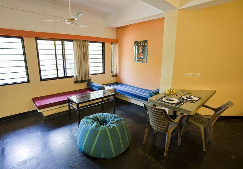 Auromode Apartments Auroville Ruang foto